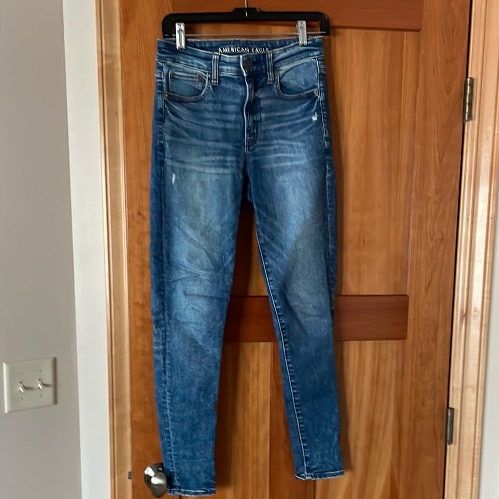 American Eagle women’s Jeans